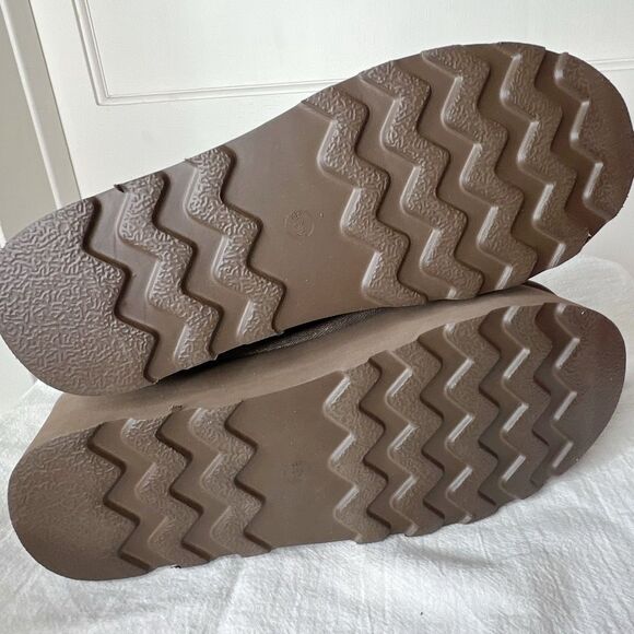 Cushionaire Hippy Womenβs Suede Platform Ankle Boots Taupe Size 8.5 New - Picture 7 of 12